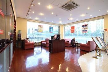 Hanting Hotel Ji'Nan Jingliu Road Жинан Екстериор снимка